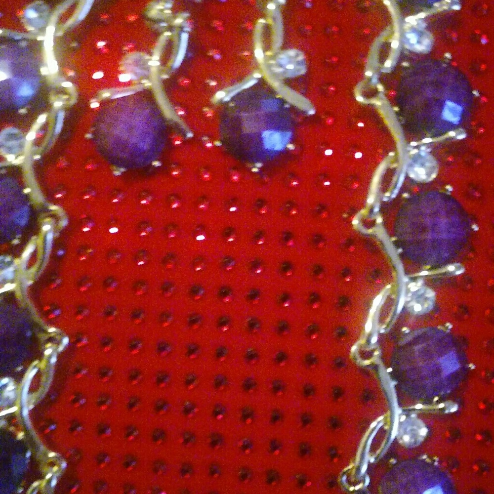 Jewelry - Picture 2 of 4